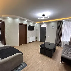  Апартаменты In Old